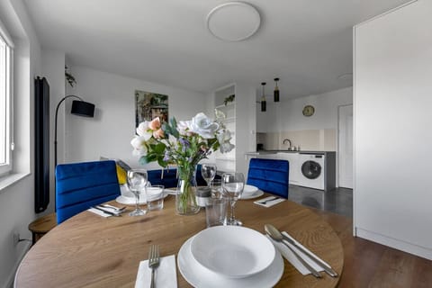 Dining Area | Book Now with RENTUJEMY