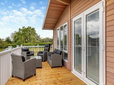 Terrace | Berberis Lodge, Willington, near Derby