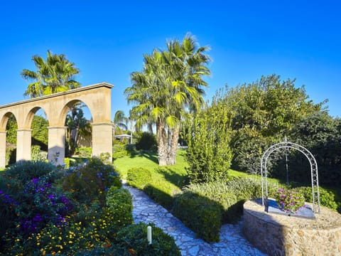 House | Garden