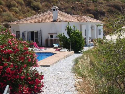 Villa | Exterior