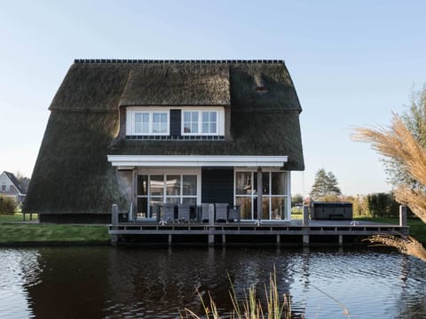 Villa | Exterior
