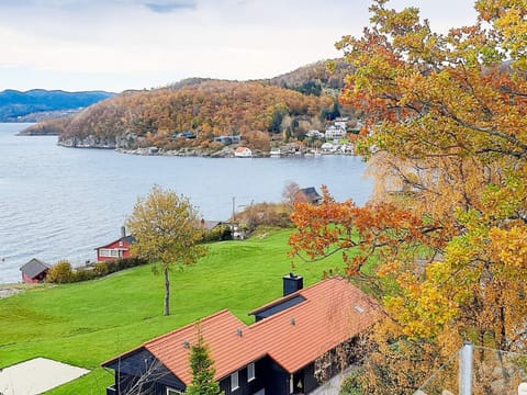 House | Water view