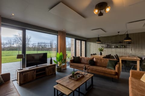 House | Living room