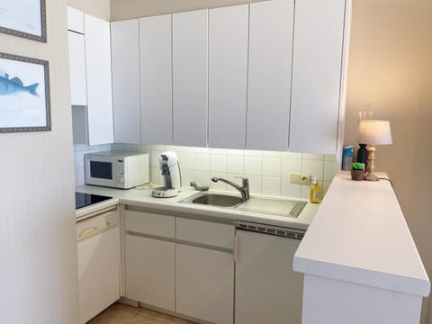 Apartment | Private kitchen | Electric kettle
