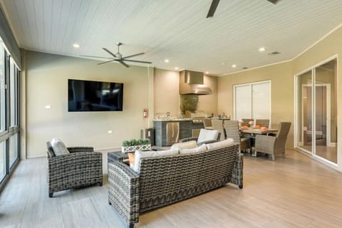 Open kitchen & living area made for easy gatherings.