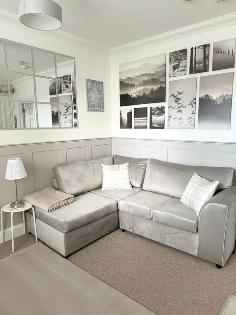 Apartment | Living area
