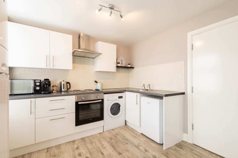 Castle Reach, Scarborough - Host & Stay