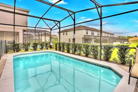 Fully enclosed, private pool