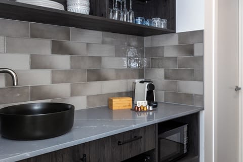 Egyptian cotton sheets, premium bedding, individually decorated