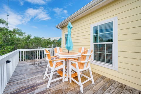 Rockport Vacation Rental | 3BR | 2BA | 1,620 Sq Ft | Stairs Required