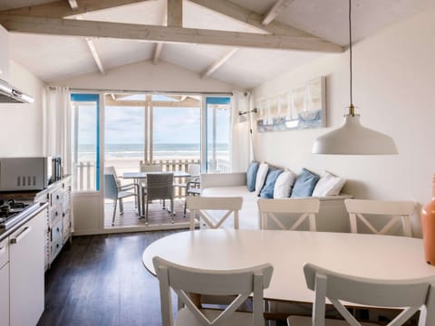 House | Dining