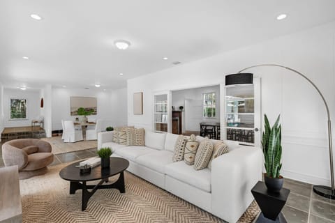 Inviting Nostalgic Florida Home