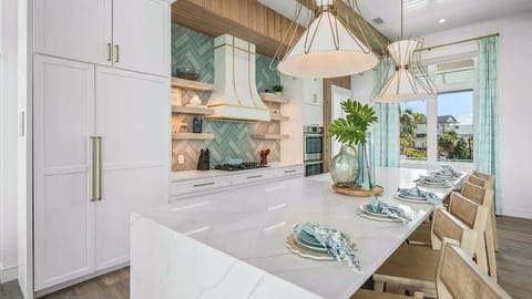 Kitchen - Oversized Refrigerator - (2) Dishwashers, Double Ovens, &amp; Large Gas Stove - Balcony Access