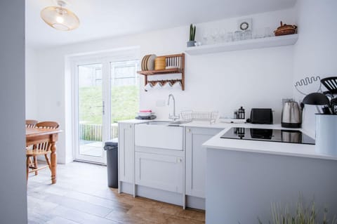 Microwave, oven, stovetop, toaster