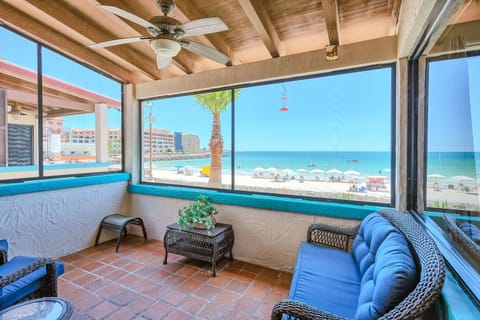 Beachfront Dream Vacation Patio