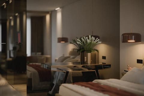 Hypo-allergenic bedding, soundproofing, iron/ironing board, free WiFi