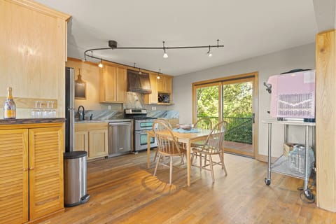 Mini-fridge, microwave