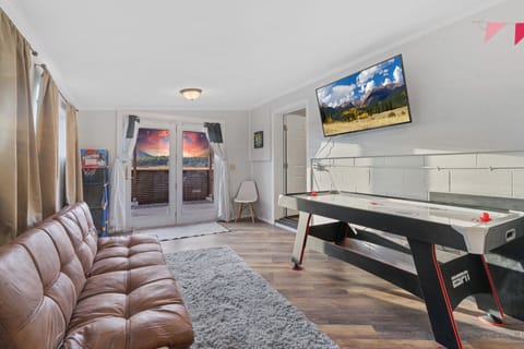 House | 2 bedrooms, WiFi (free)