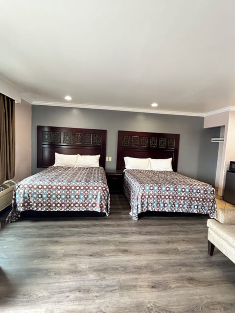 Basic Double Room, Smoking | Desk, laptop workspace, free WiFi