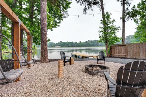 Montgomery Vacation Rental | 3BR | 2.5BA | 1,692 Sq Ft | Small Step for Entry
