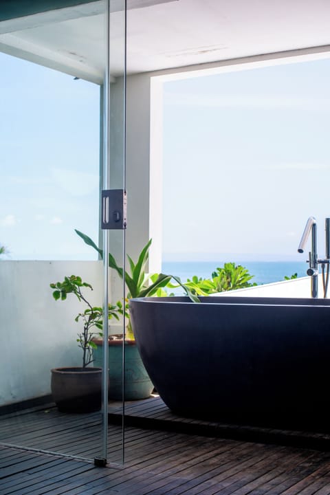 Beach Room | Bathroom | Towels