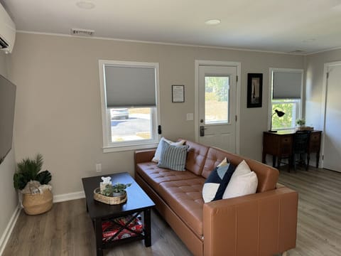 Slow down and stay awhile. Our intentionally designed lounge is the ideal retreat for morning coffee or an evening glass of wine.