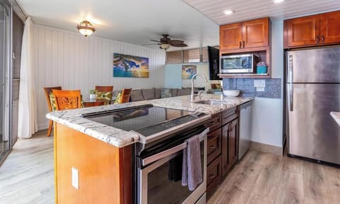 Condo, 2 Bedrooms | Private kitchen | Coffee/tea maker, fridge, oven, toaster