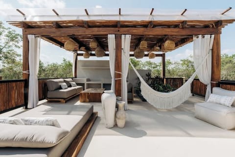 Rooftop perfect for stargazing
