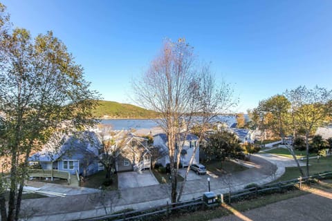 Private Lake Access