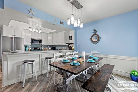 Condo | Private kitchen | Full-size fridge, microwave, oven, stovetop