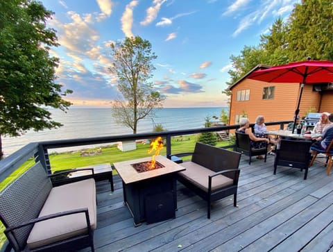 Patio - Step out through the sliding glass doors to a waterside deck.