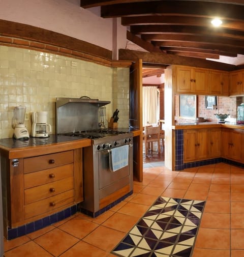 You'll have all the most important basics to prepare meals at home