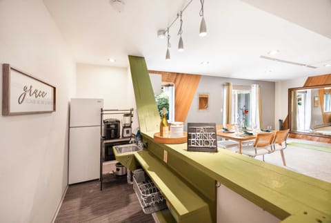 Here is the small kitchenette