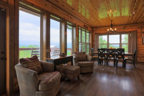 Seating Area and Dining Table