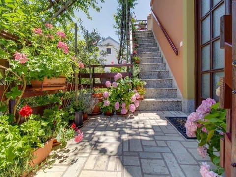Apartment (Three Bedroom Apartment with Terrace ) | Staircase