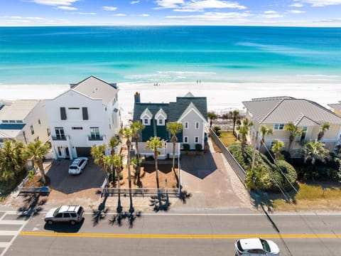 Cape Monaco- Miramar Beach. Directly on the Beach!