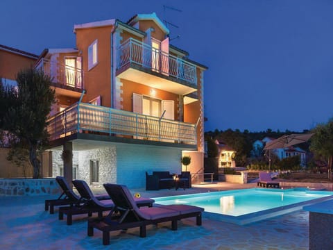 Apartment (Two Bedroom Apartment with Swimming P) | Exterior