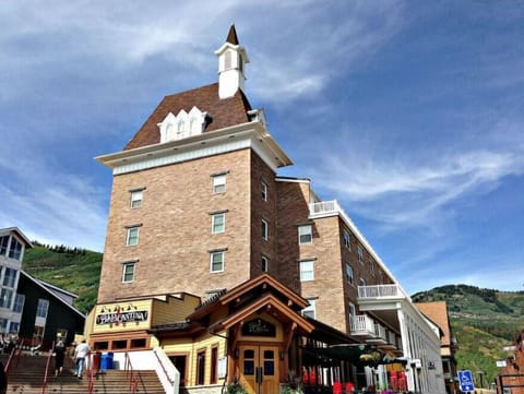 Silver Millhouse East Building, Resort Plaza, ski runs are behind this building