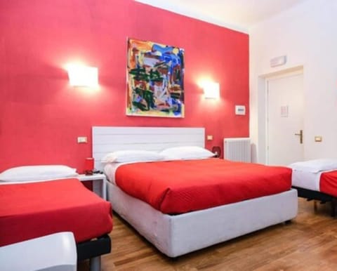 Design Quadruple Room | Minibar, desk, free WiFi