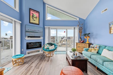 Welcome to Coral Seas 412!