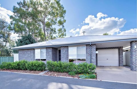 Mason's Lodge | Family Entertainer, Close to Mall