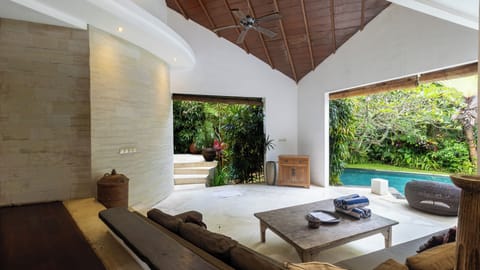 Villa | Living room | 35-inch flat-screen TV with satellite channels