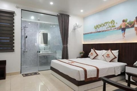 Deluxe Double Room | Blackout drapes, iron/ironing board, free WiFi, bed sheets