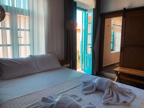 Exclusive Room, City View (Sofia) | Egyptian cotton sheets, premium bedding, minibar, soundproofing