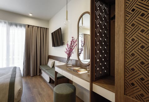 Superior Twin Room, City View | In-room safe, desk, blackout drapes, soundproofing