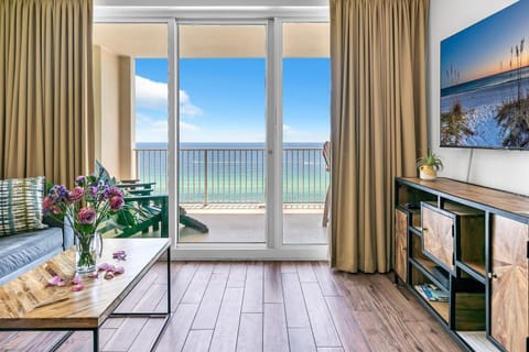Condo, Multiple Beds (Ocean Reef 1204) | Living area | TV
