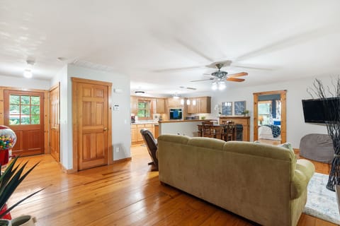 The Hidden Gem living room