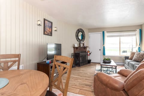 Living & Dining Room