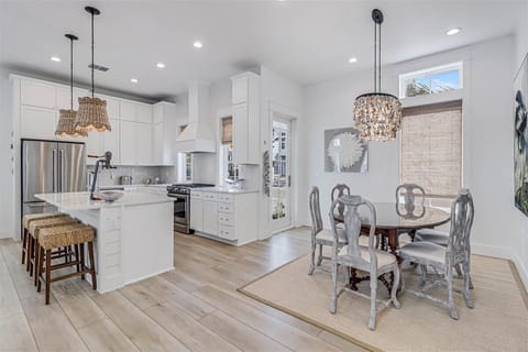 Kitchen & Dining Area, 1st Floor