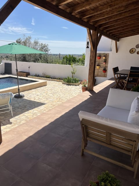 House | Terrace/patio